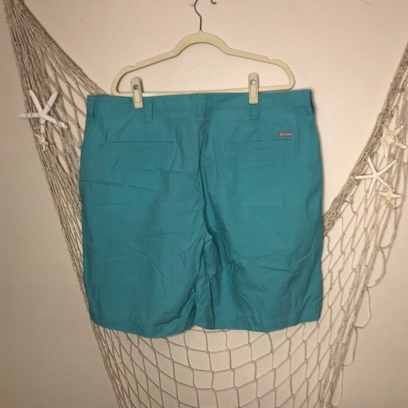 COLUMBIA Men's Washed Out Shorts in Icy Morn W42 L10 - Picture 7 of 12